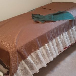 Saudi Arabia two twin bedding sets